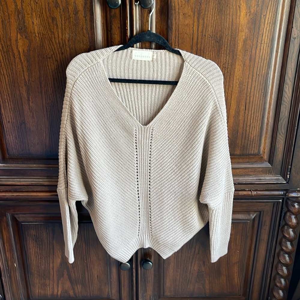 Dreamers sweater